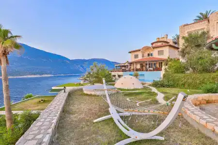 Mekvin Deniz Feneri Lighthouse Adults Only +12 - 3