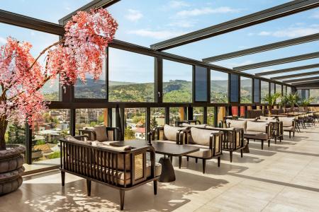Ramada by Wyndham Tbilisi Old City - 4