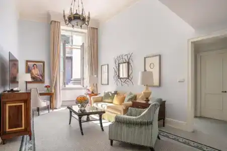 Four Seasons Lion Palace - 160