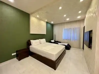 Luxury Villa With Pool and Jacuzzi - 12