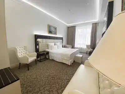 7 Avenue and SPA - 60