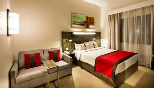 Holiday Inn Express Internet City, an IHG - 13