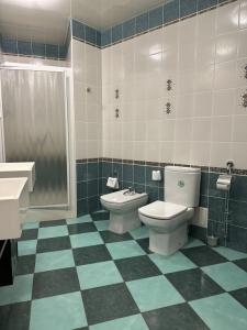 La Vie De Chateau - 164