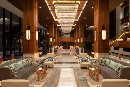 Mövenpick Asia Airport - 2