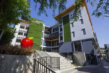 Apple A Day Resort - 5