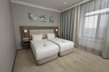 Hotel - 65