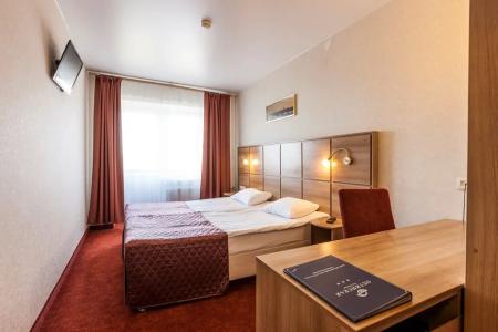 Охтинская - 102