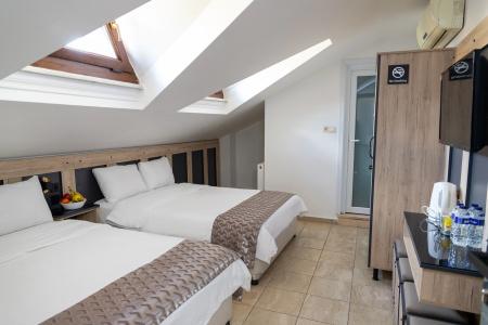 Galley Mini-hotel - 44