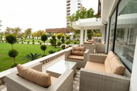 Lara Garden - 10