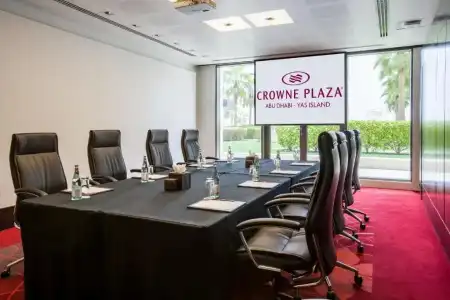 Crowne Plaza Yas Island, an IHG - 17