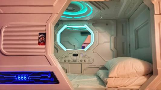 Capsule Hostel - 14