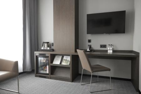 FarFour Inn & Suite - 18