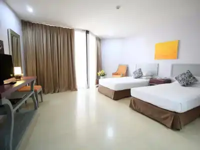Tropicana Pattaya - 18
