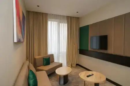Holiday Inn Tashkent City - 71
