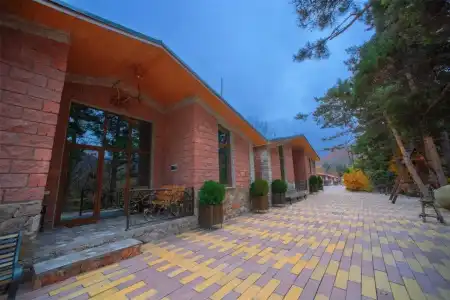 Haghartsin and Restaurant - 10