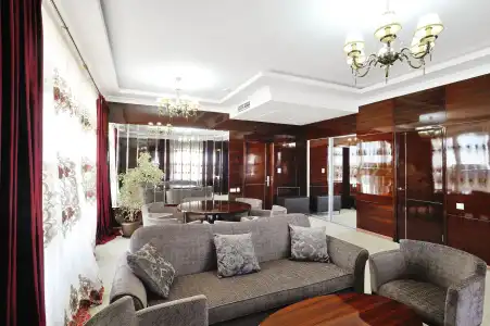 Royal Riz - 8