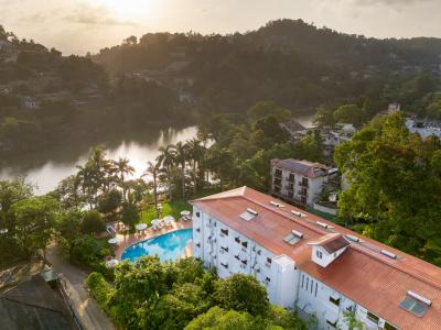 Suisse Kandy - since 1890 - 4