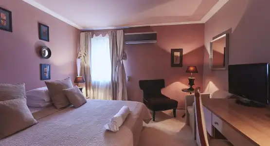 Vozdvyzhensky Boutique-Hotel - 96