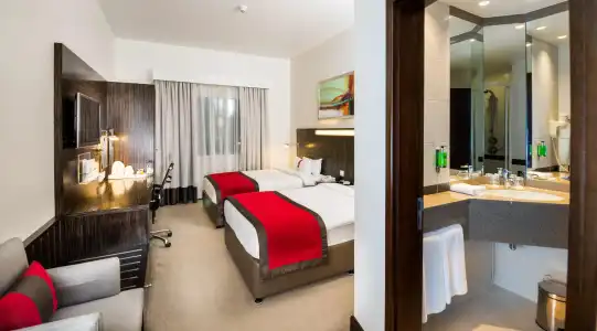 Holiday Inn Express Internet City, an IHG - 20