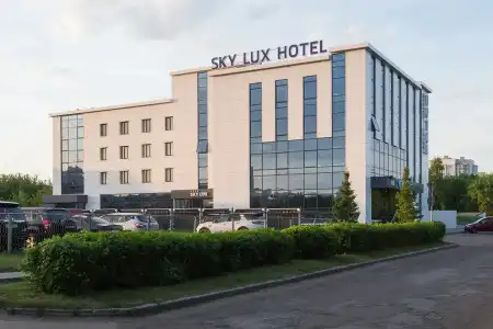 Sky Lux & Spa - 0