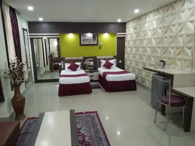 Executive Tower - 133