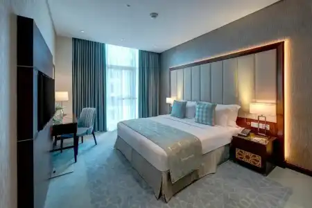 Royal Continental Suites Business Bay - Deluxe Apartments - 24