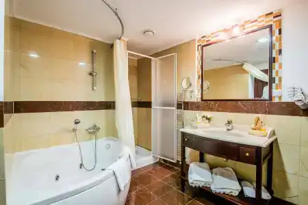 Hotel - 49