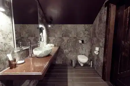 Alesha Popovich Dvor - 106