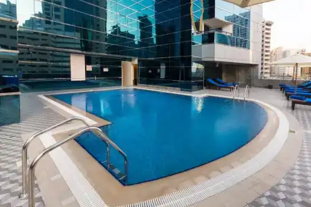 Golden Tulip Media - 12