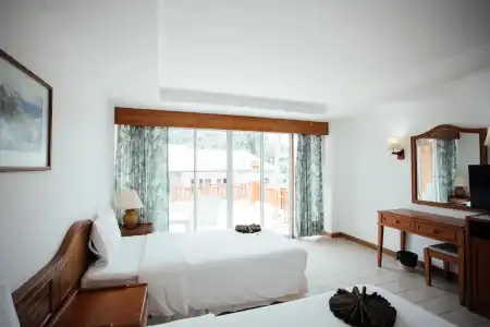 Aloha Resort - 8