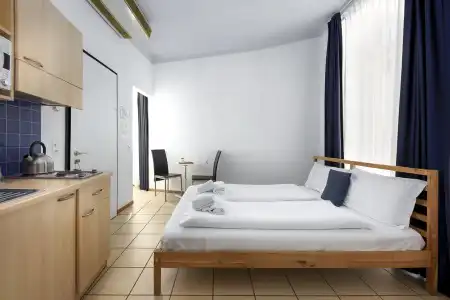 GuestHouse Lugano Apartments by LR - 5