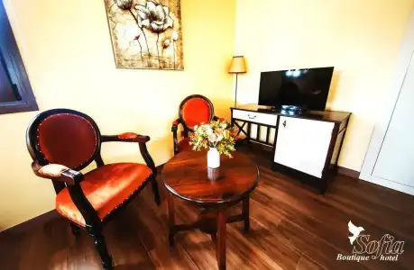 Sofia Boutique 9 - 22