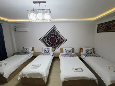 Registan Center Guest House - 15