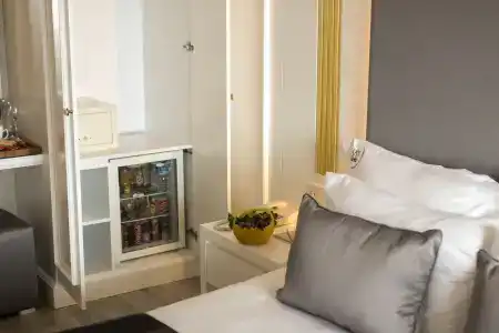 Sky Kamer - 23