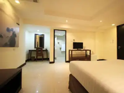 Tropicana Pattaya - 12