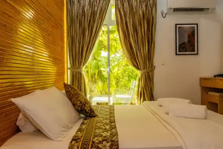 Perla Dhangethi - 71