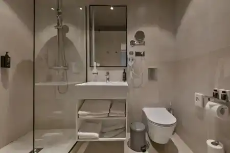 SLIDE Bleisure & MICE - 55