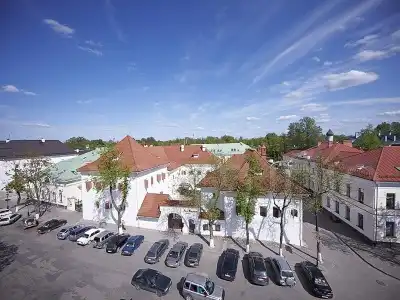 Dvor Podznoyeva Main Building - 1
