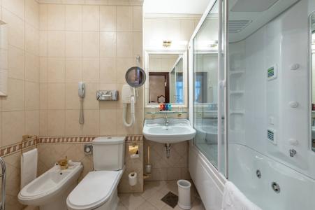 Гранд Эмеральд - 196