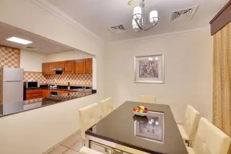 Pearl Marina Apartments LLC - 28