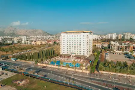 Crowne Plaza Antalya - 28