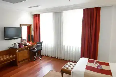Crowne Plaza -, an IHG - 4