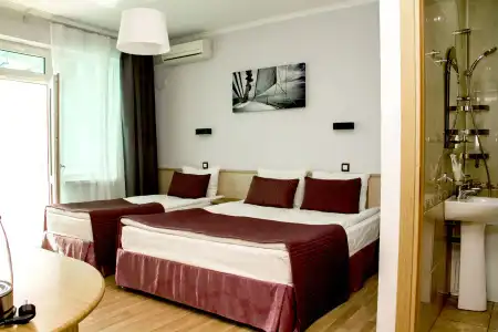 Arriva Mini-Hotel - 5