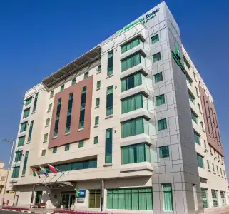 Holiday Inn Express Dubai - Jumeirah - 9