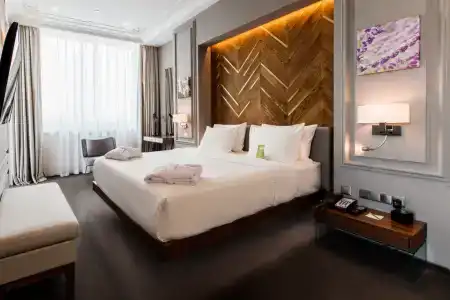 Hilton Garden Inn - 70