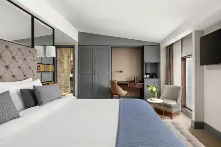 Chekhoff Moscow Curio Collection by Hilton - 70