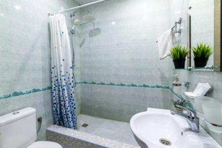 Демократ на Некрасова 58 - 225