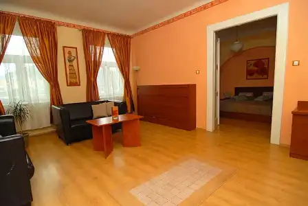 Akát Pension Guest House - 41