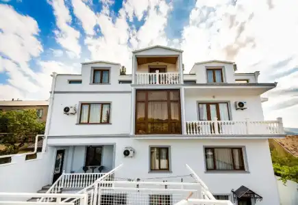 Elia Palace - 1