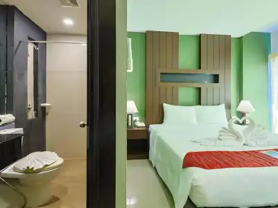 Gu Patong - 24